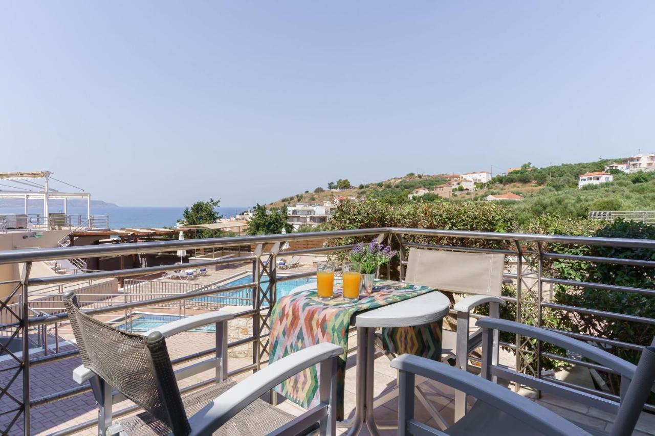 Sunrise Suites & Apartments Kalyves Esterno foto