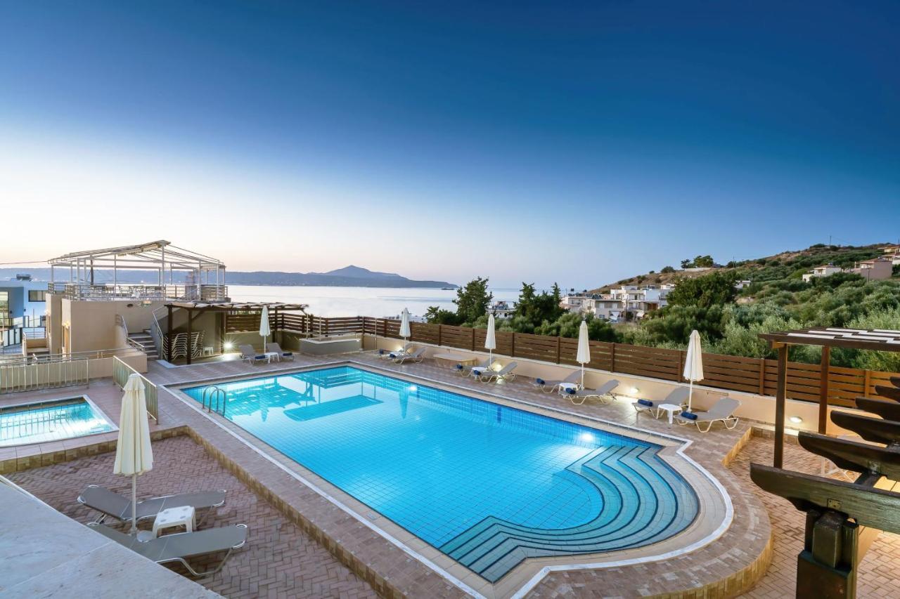 Sunrise Suites & Apartments Kalyves Esterno foto