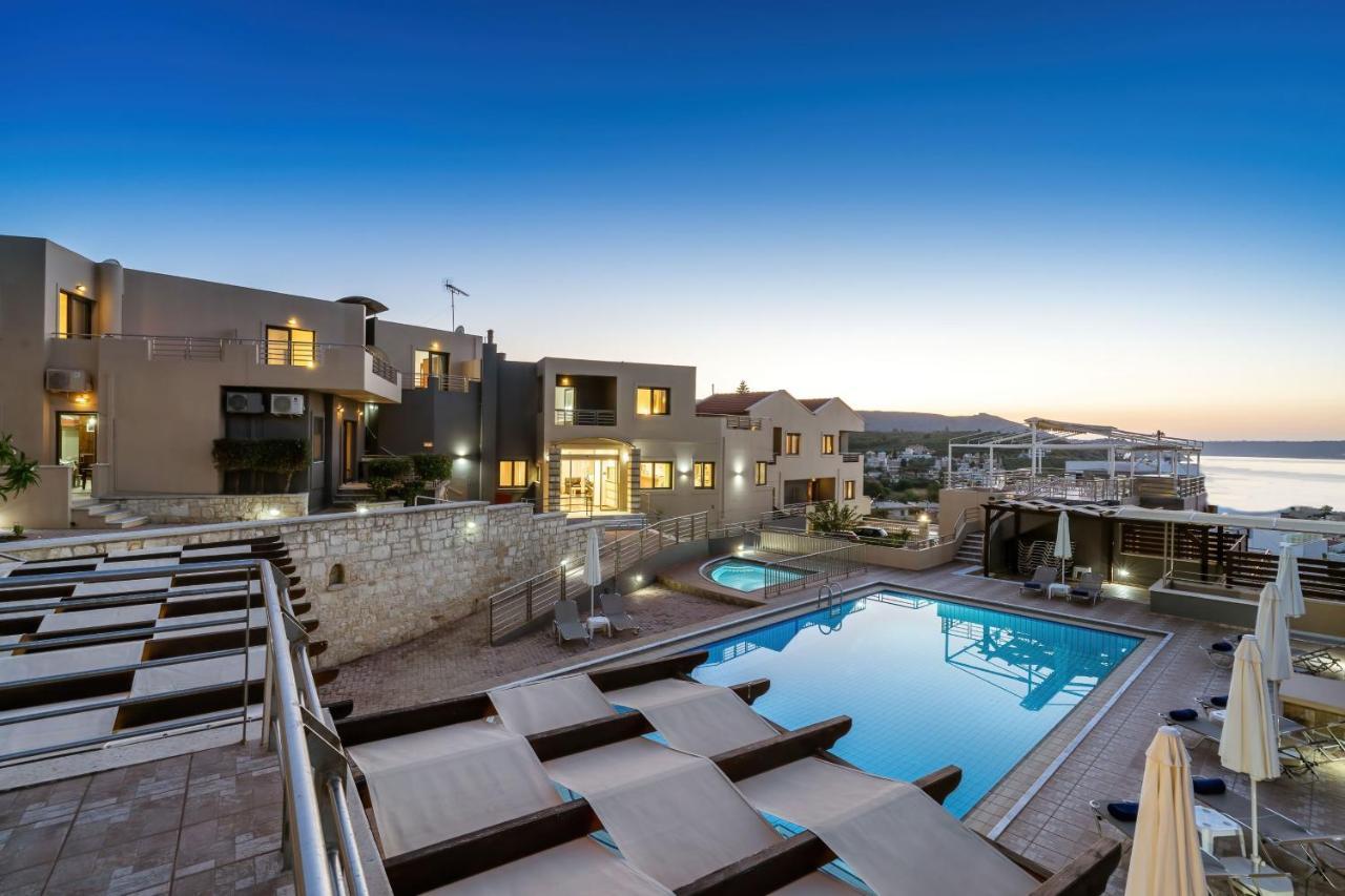 Sunrise Suites & Apartments Kalyves Esterno foto